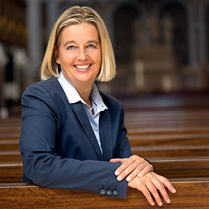 Dekanin Dr. Doris Sperber-Hartmann